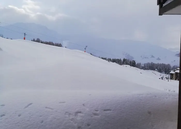 Skis Aux Pieds, Terrasse Ensoleillee, Animaux Admis, 6 Personnes - Fr-1-351-22 Lägenhet