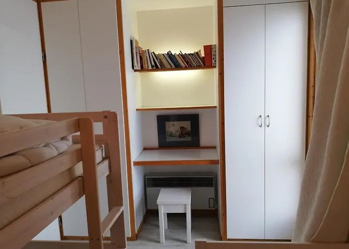 Skis Aux Pieds, Terrasse Ensoleillee, Animaux Admis, 6 Personnes - Fr-1-351-22