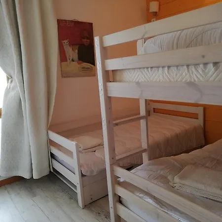 Skis Aux Pieds, Terrasse Ensoleillee, Animaux Admis, 6 Personnes - Fr-1-351-22 *